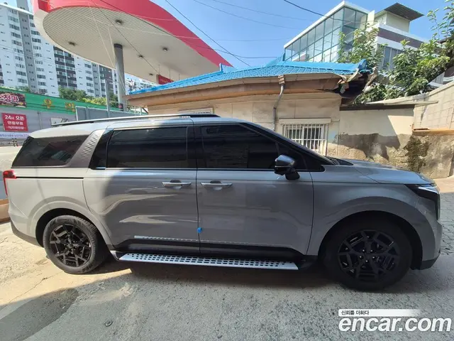 Kia Carnival 2026 1.6 автомат (гидро), миниатюра 5