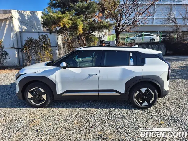 Kia EV3 2025 автомат (гидро), миниатюра 4