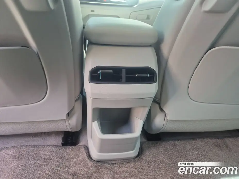 Kia EV4 2026 автомат (гидро), фото 17 Kia EV4 2026 автомат (гидро), фото 17