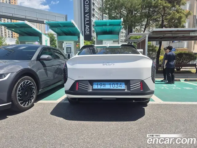 Kia EV4 2026 автомат (гидро), миниатюра 6 Kia EV4 2026 автомат (гидро), миниатюра 6