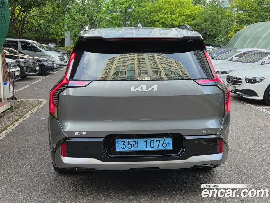 Kia EV9 2024 автомат (гидро), фото 4 Kia EV9 2024 автомат (гидро), фото 4