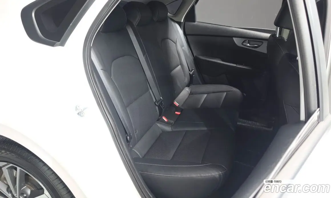 Kia K3 2022 1.6 автомат (гидро), фото 11 Kia K3 2022 1.6 автомат (гидро), фото 11