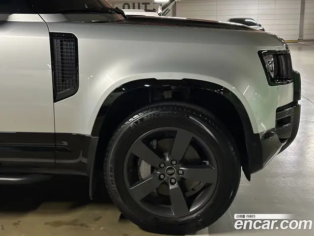 Land Rover Defender 2024 3.0 автомат (гидро), миниатюра 5 Land Rover Defender 2024 3.0 автомат (гидро), миниатюра 5