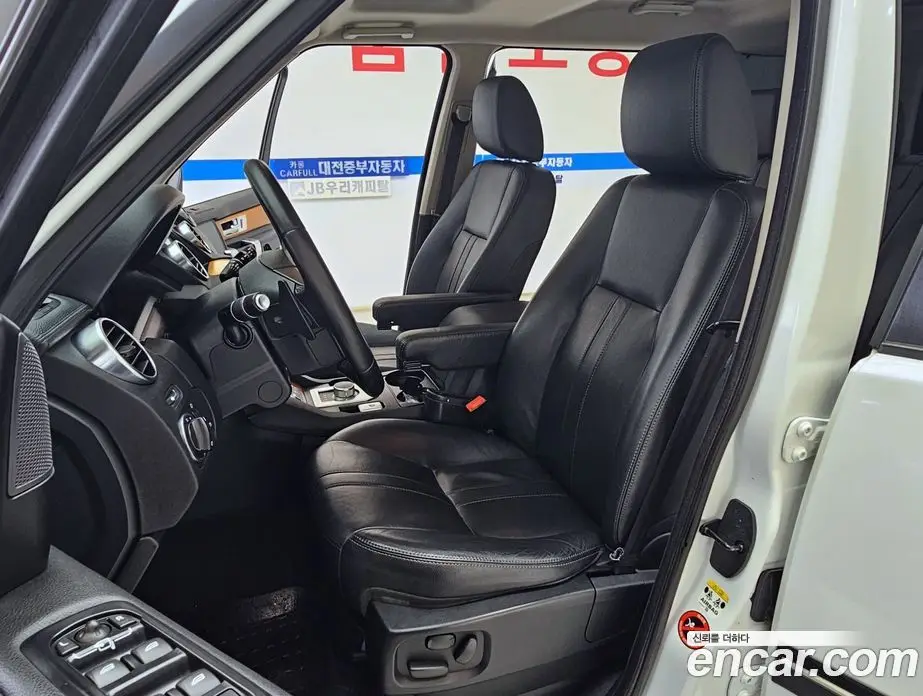 Land Rover Discovery 2013 3.0 автомат (гидро), фото 8 Land Rover Discovery 2013 3.0 автомат (гидро), фото 8