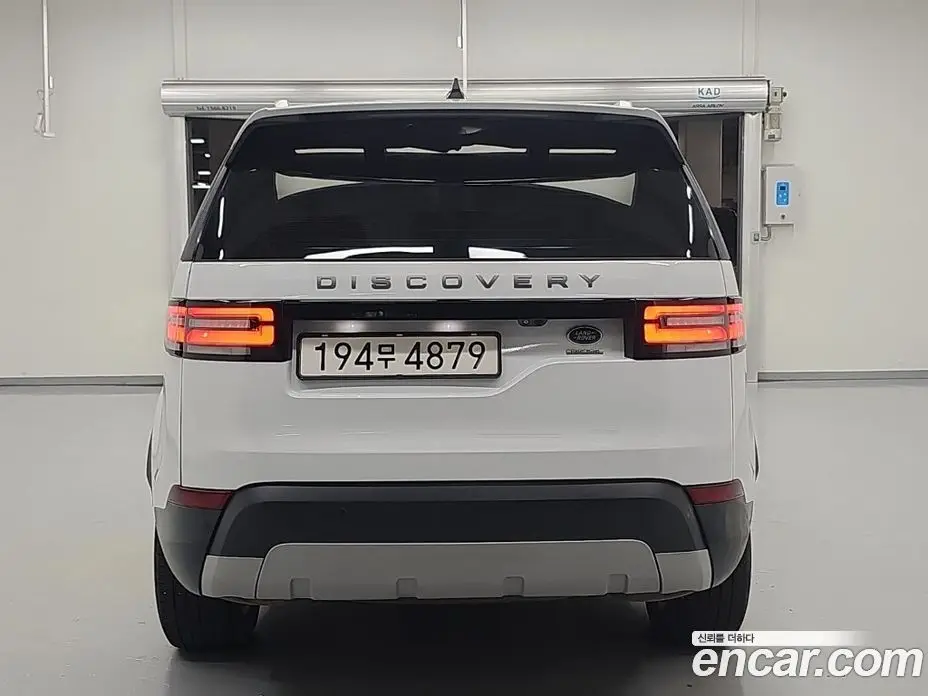 Land Rover Discovery 2019 3.0 автомат (гидро), фото 3