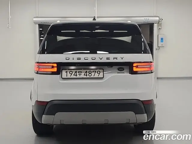 Land Rover Discovery 2019 3.0 автомат (гидро), миниатюра 3