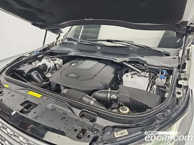 Land Rover Discovery 2019 3.0 автомат (гидро), миниатюра 5