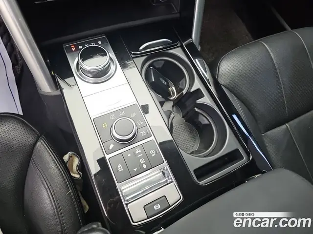 Land Rover Discovery 2019 3.0 автомат (гидро), миниатюра 8