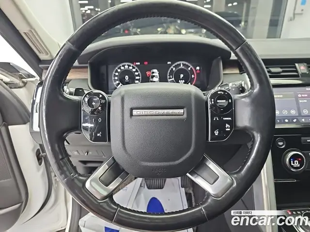 Land Rover Discovery 2019 3.0 автомат (гидро), миниатюра 9