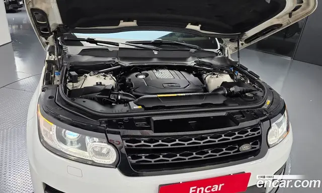 Land Rover Range Rover Sport 2017 3.0 автомат (гидро), миниатюра 6 Land Rover Range Rover Sport 2017 3.0 автомат (гидро), миниатюра 6
