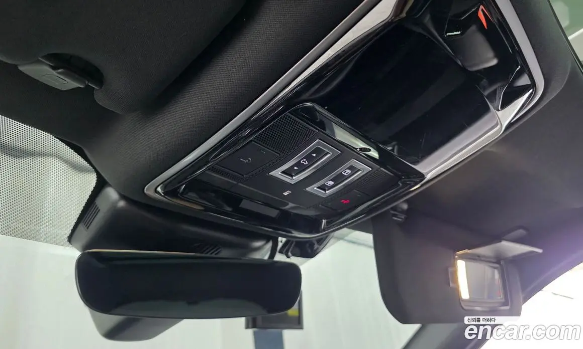 Land Rover Range Rover Velar 2019 2.0 автомат (гидро), фото 17