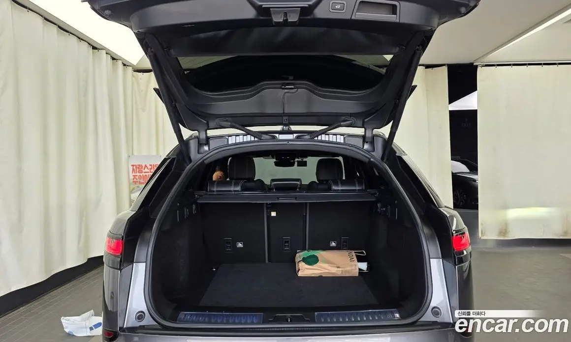 Land Rover Range Rover Velar 2019 2.0 автомат (гидро), фото 20
