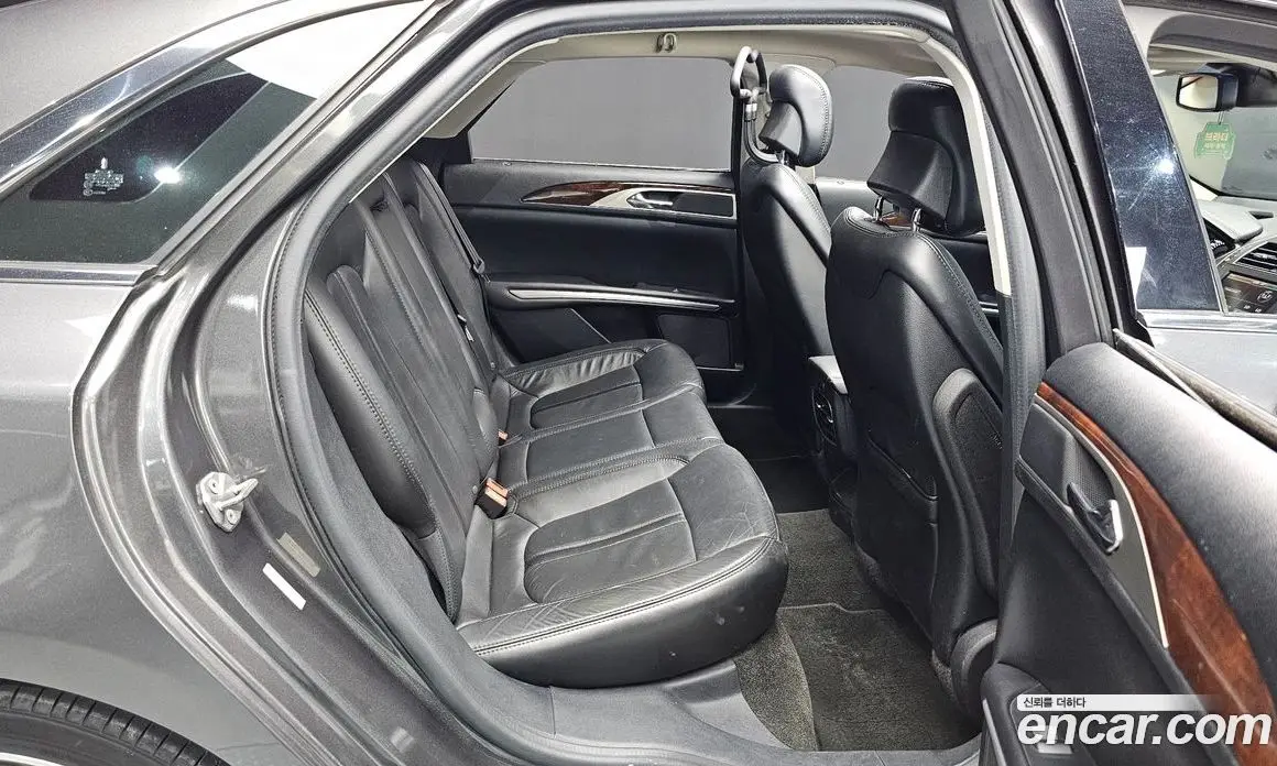 Lincoln MKZ 2016 2.0 автомат (гидро), фото 11 Lincoln MKZ 2016 2.0 автомат (гидро), фото 11