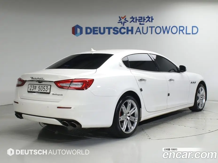 Maserati Quattroporte 2017 3.0 автомат (гидро), фото 2 Maserati Quattroporte 2017 3.0 автомат (гидро), фото 2