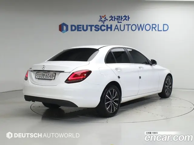 Mercedes-Benz C-Class 2019 2.0 автомат (гидро), миниатюра 2 Mercedes-Benz C-Class 2019 2.0 автомат (гидро), миниатюра 2