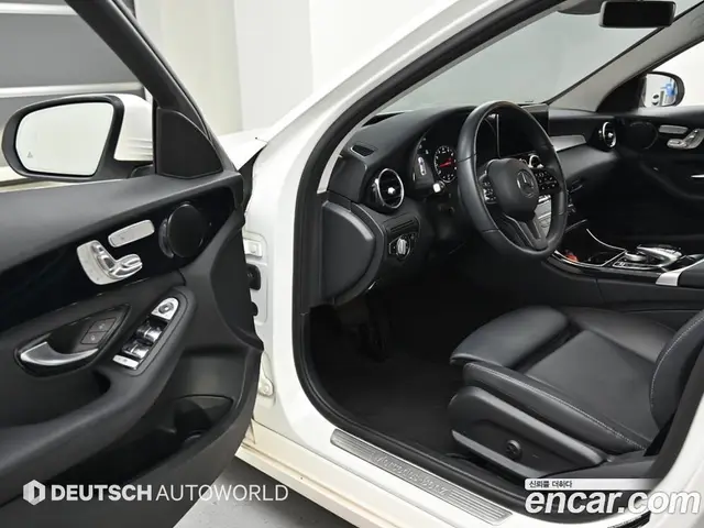 Mercedes-Benz C-Class 2019 2.0 автомат (гидро), миниатюра 11 Mercedes-Benz C-Class 2019 2.0 автомат (гидро), миниатюра 11