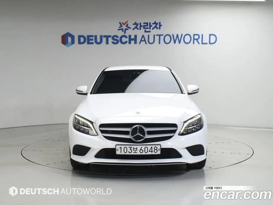 Mercedes-Benz C-Class 2019 2.0 автомат (гидро), фото 3 Mercedes-Benz C-Class 2019 2.0 автомат (гидро), фото 3