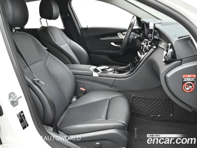 Mercedes-Benz C-Class 2019 2.0 автомат (гидро), миниатюра 10 Mercedes-Benz C-Class 2019 2.0 автомат (гидро), миниатюра 10