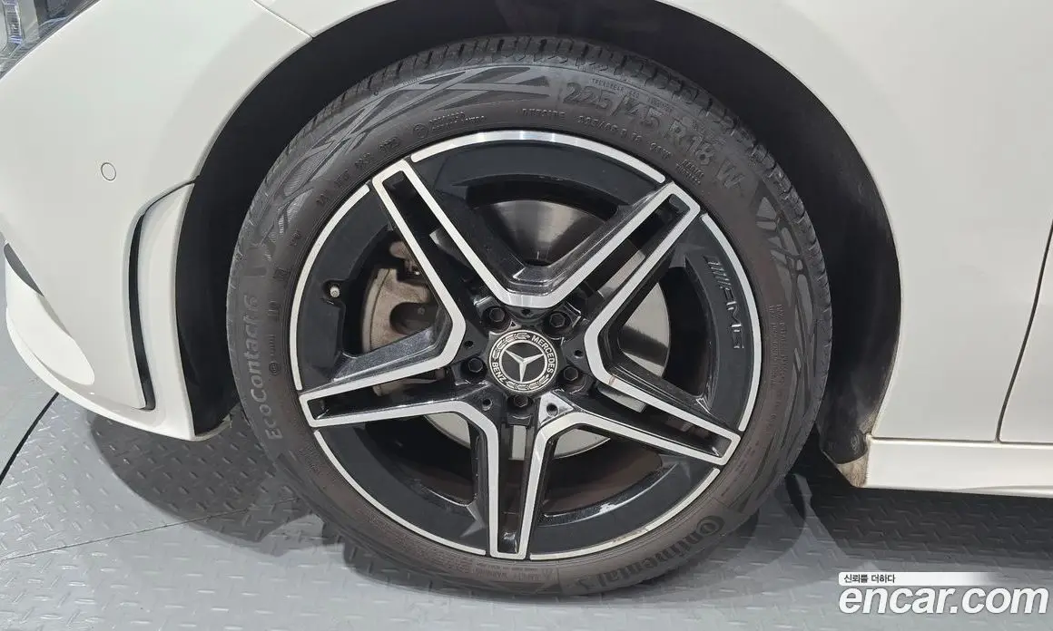 Mercedes-Benz CLA-Class 2021 2.0 автомат (гидро), фото 5