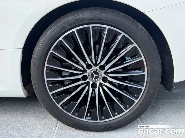 Mercedes-Benz CLE-Class 2024 2.0 автомат (гидро), миниатюра 5