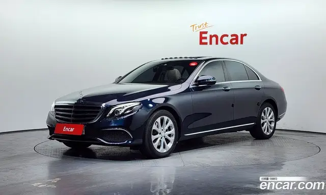 Mercedes-Benz E-Class, 2016, 77 029 км