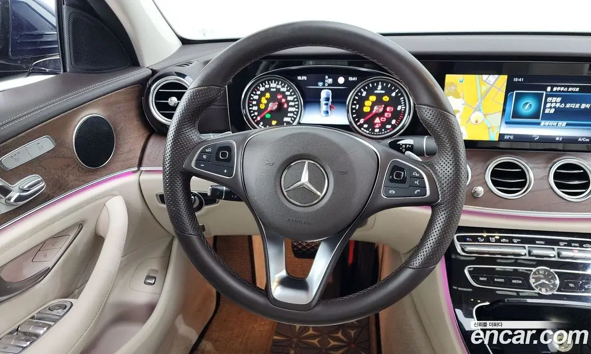 Mercedes-Benz E-Class 2016 1.9 автомат (гидро), фото 12