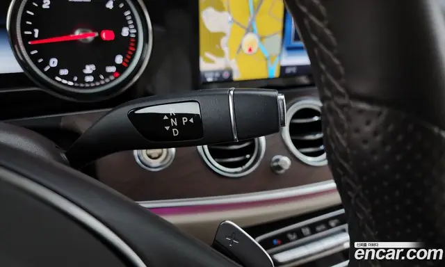 Mercedes-Benz E-Class 2016 1.9 автомат (гидро), миниатюра 9
