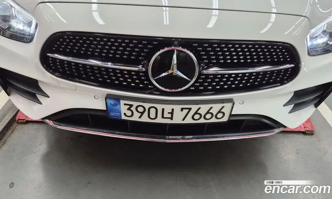 Mercedes-Benz E-Class 2022 2.0 автомат (гидро), фото 1 Mercedes-Benz E-Class 2022 2.0 автомат (гидро), фото 1