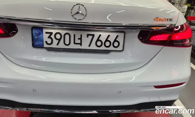 Mercedes-Benz E-Class 2022 2.0 автомат (гидро), миниатюра 2 Mercedes-Benz E-Class 2022 2.0 автомат (гидро), миниатюра 2