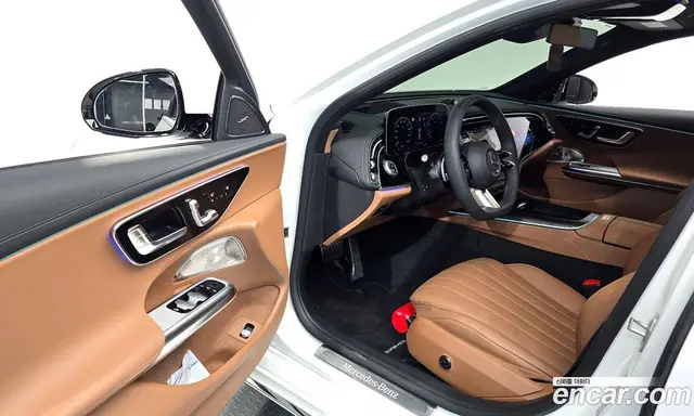 Mercedes-Benz E-Class 2025 2.0 автомат (гидро), миниатюра 10