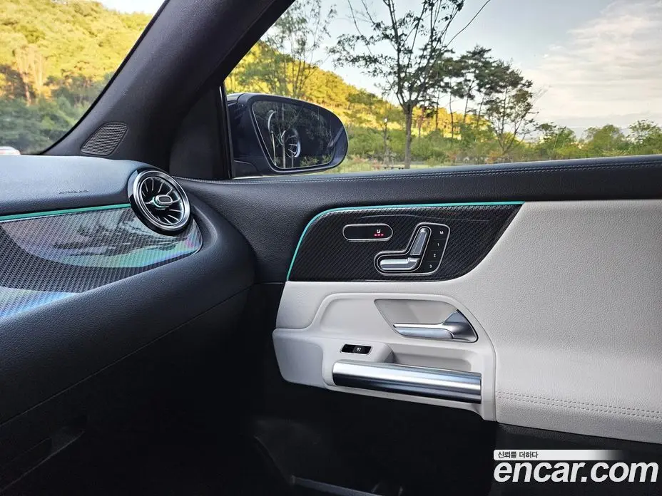 Mercedes-Benz GLA-Class 2020 2.0 автомат (гидро), фото 16