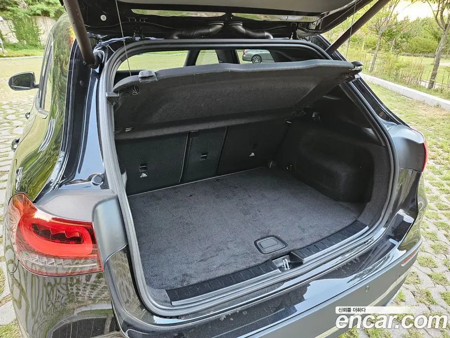 Mercedes-Benz GLA-Class 2020 2.0 автомат (гидро), фото 20