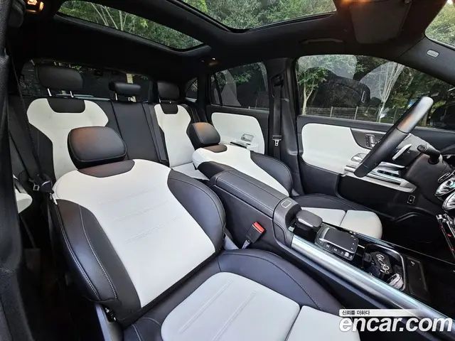 Mercedes-Benz GLA-Class 2020 2.0 автомат (гидро), миниатюра 9