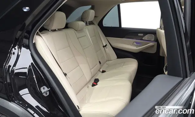 Mercedes-Benz GLE-Class 2023 2.0 автомат (гидро), миниатюра 11