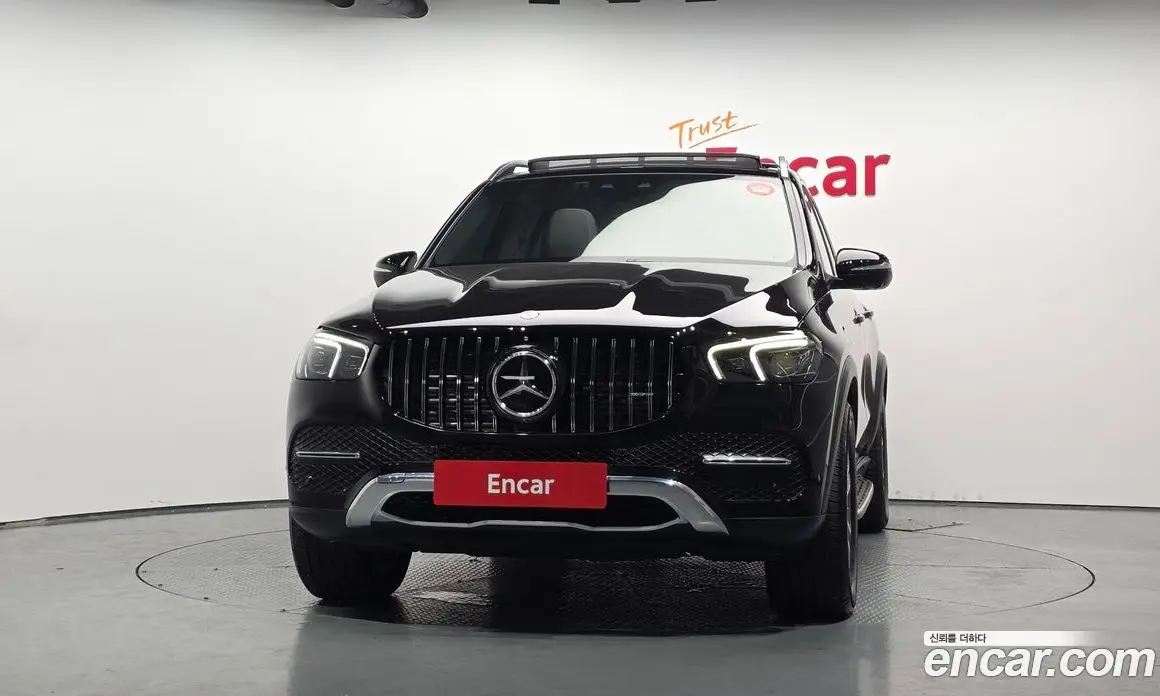 Mercedes-Benz GLE-Class 2023 2.0 автомат (гидро), фото 3