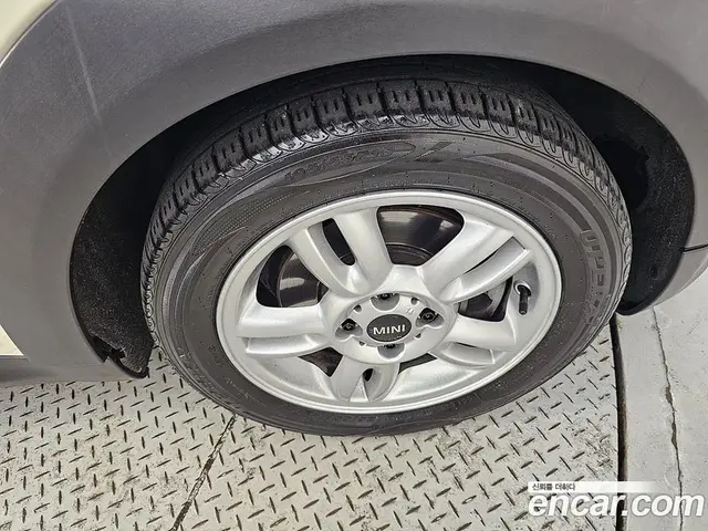 Mini Cooper 2012 2.0 автомат (гидро), миниатюра 5
