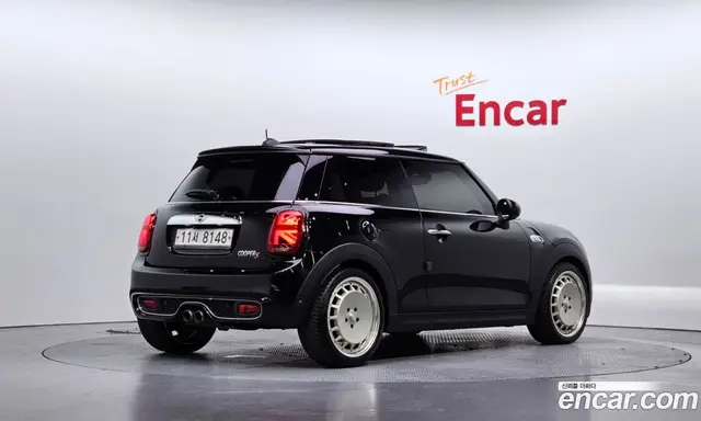 Mini Cooper 2015 2.0 автомат (гидро), миниатюра 2