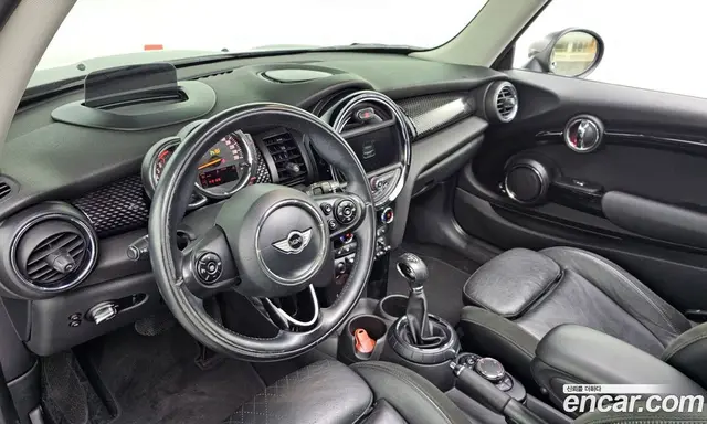 Mini Cooper 2015 2.0 автомат (гидро), миниатюра 7
