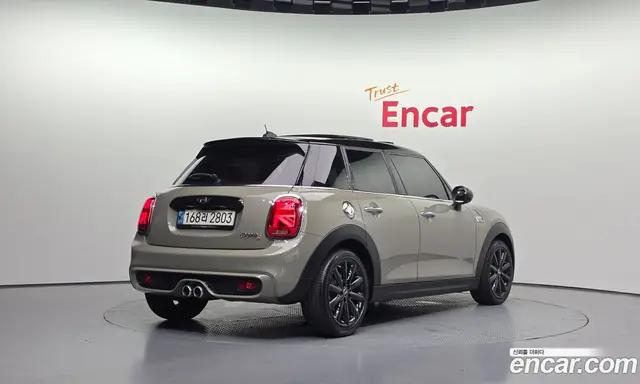 Mini Cooper 2019 2.0 автомат (гидро), миниатюра 2