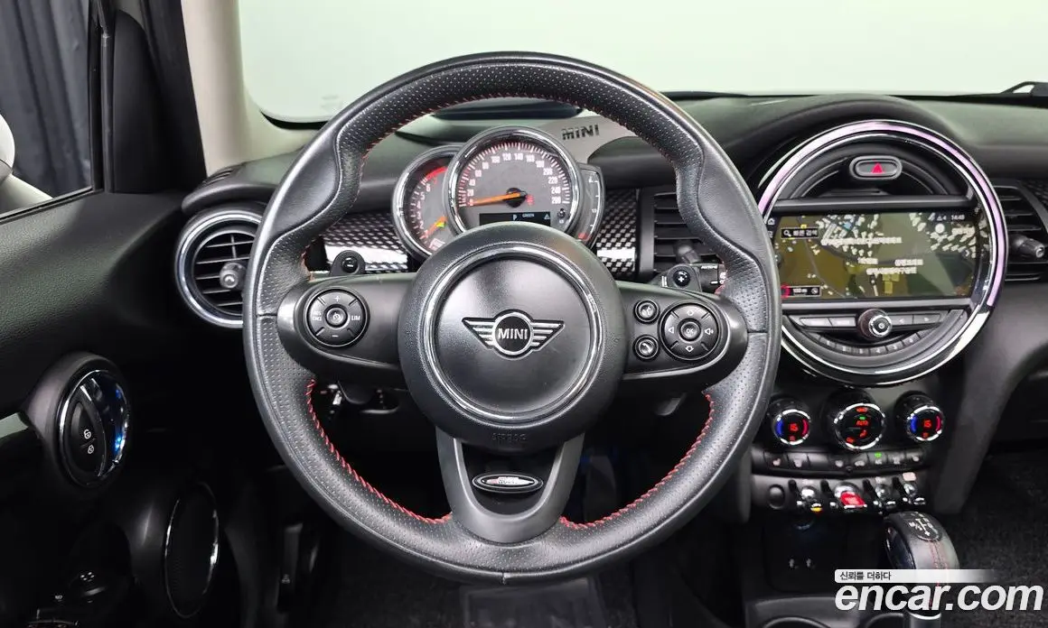 Mini Cooper 2019 2.0 автомат (гидро), фото 14