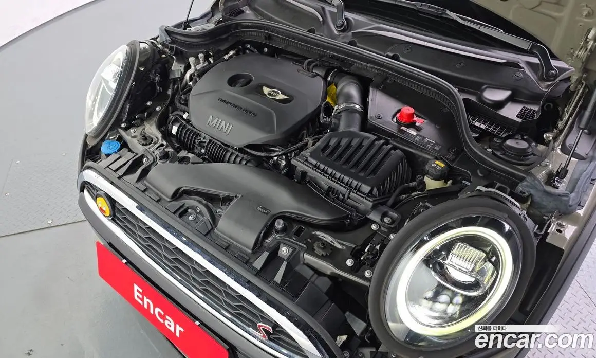 Mini Cooper 2019 2.0 автомат (гидро), фото 6