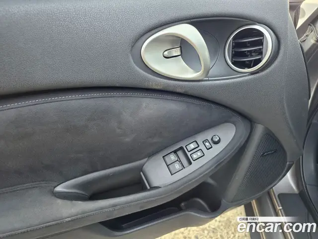 Nissan 370Z 2010 3.7 автомат (гидро), миниатюра 12