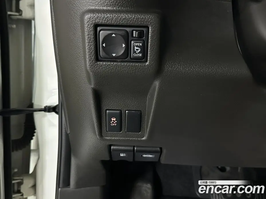 Nissan Cube 2011 1.8 автомат (гидро), фото 9