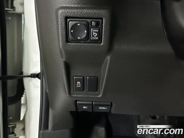 Nissan Cube 2011 1.8 автомат (гидро), миниатюра 9