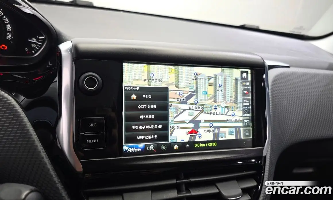 Peugeot 2008 2015 1.6 автомат (гидро), фото 15 Peugeot 2008 2015 1.6 автомат (гидро), фото 15