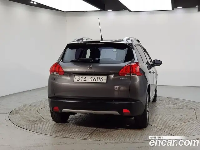 Peugeot 2008 2016 1.6 автомат (гидро), миниатюра 3