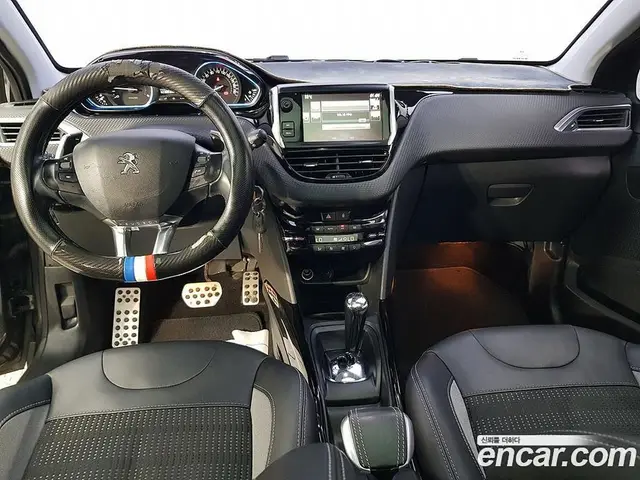 Peugeot 2008 2016 1.6 автомат (гидро), миниатюра 5