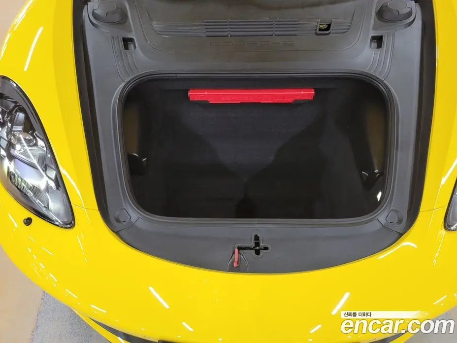 Porsche 718 2022 4.0 автомат (гидро), фото 18 Porsche 718 2022 4.0 автомат (гидро), фото 18