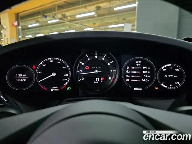 Porsche 911 2023 3.0 автомат (гидро), миниатюра 8 Porsche 911 2023 3.0 автомат (гидро), миниатюра 8