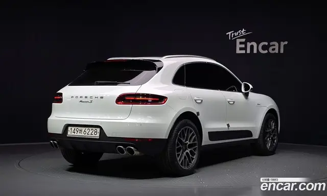 Porsche Macan 2017 3.0 автомат (гидро), миниатюра 2 Porsche Macan 2017 3.0 автомат (гидро), миниатюра 2